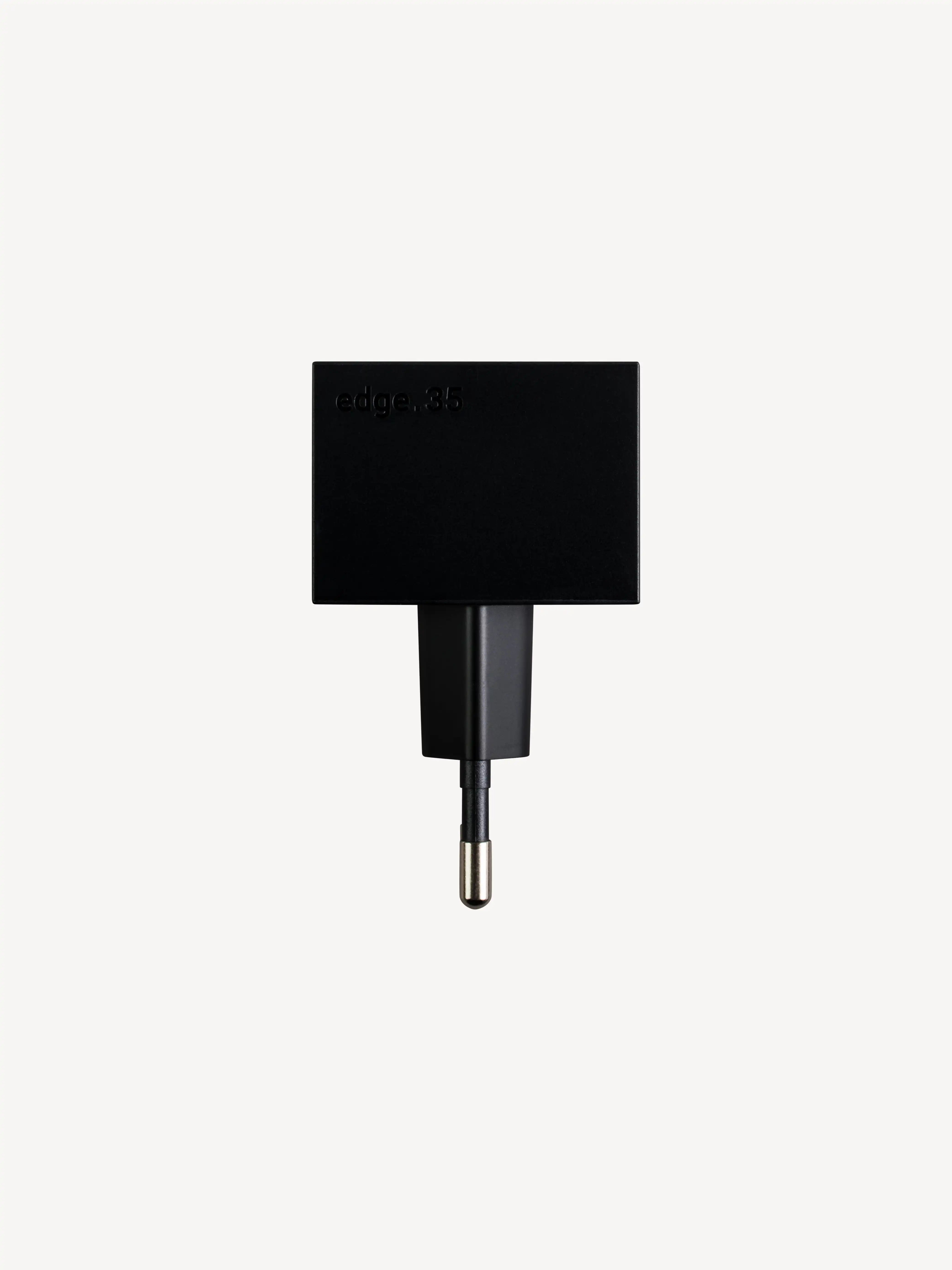 USB-C Ladegerät 35W (Black) + USB-C Kabel (Dune)