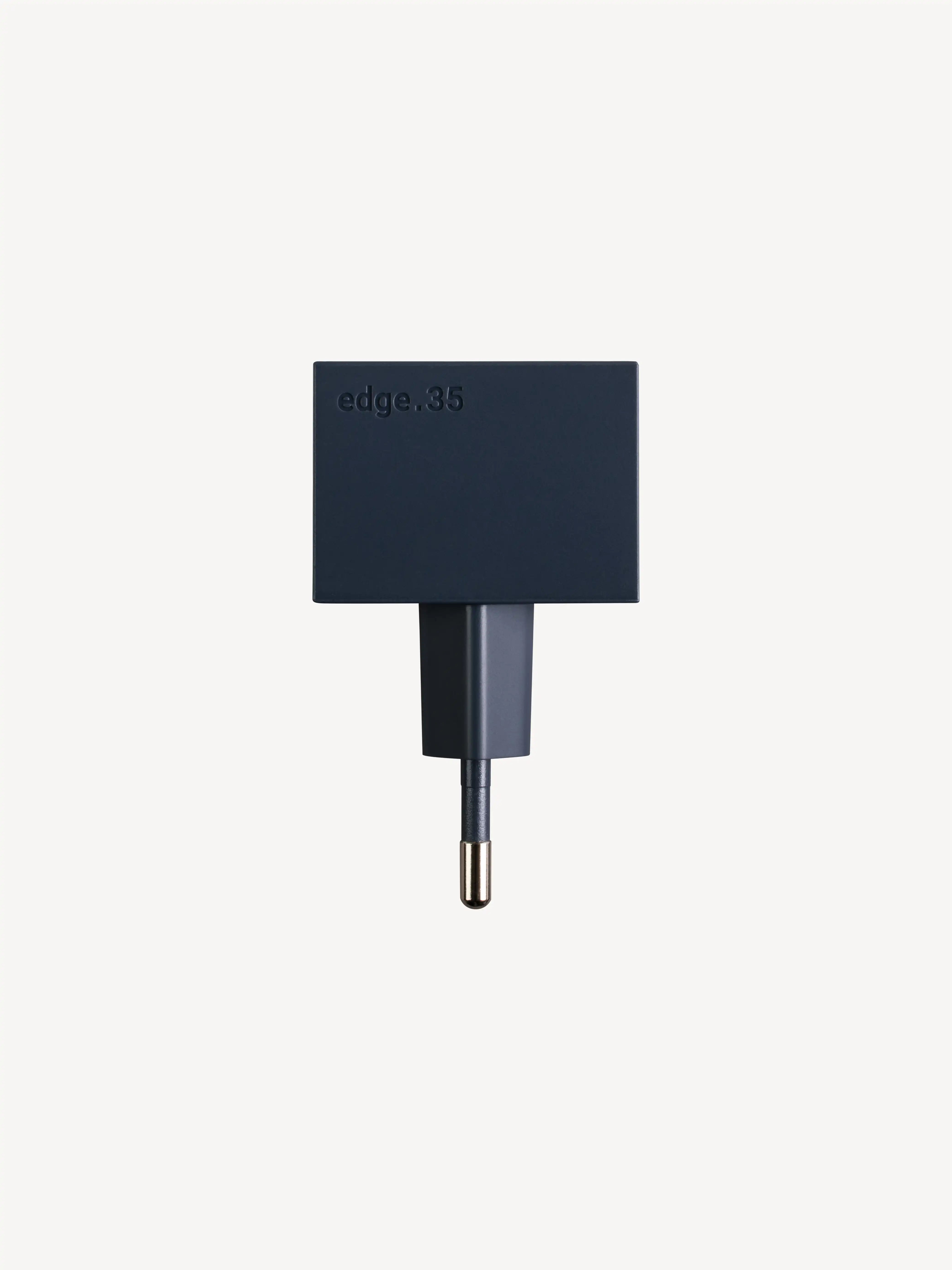 USB-C Ladegerät 35W (Midnight) + USB-C Kabel (Dune)