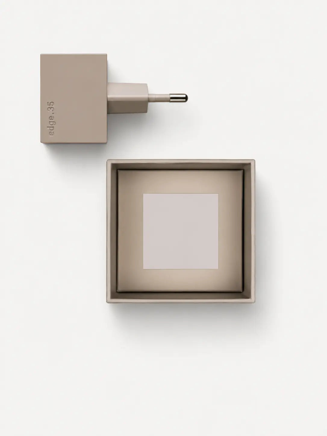 edge.35W USB-C-Ladegerät. Farbe: Sand