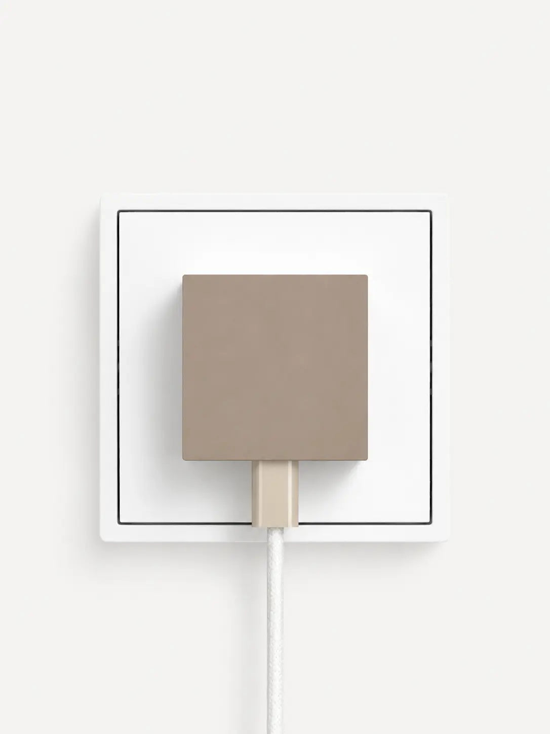 edge.35W USB-C-Ladegerät. Farbe: Sand