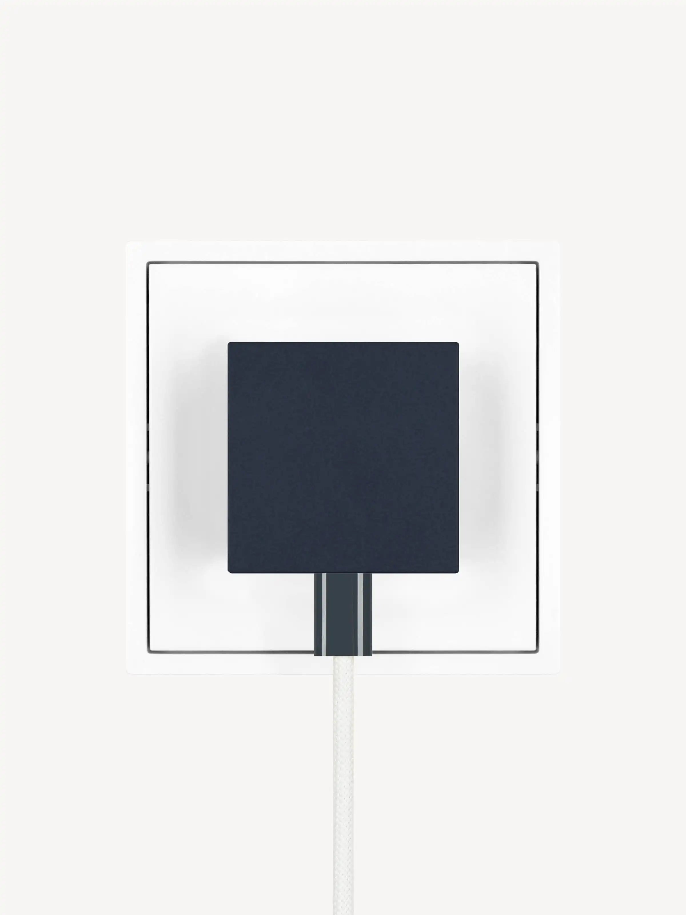 edge.35W USB-C-Ladegerät. Farbe: Midnight