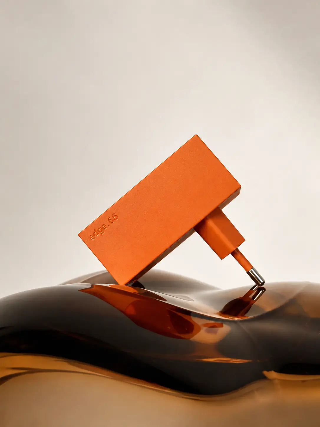 edge.65 (65 Watt) USB Ladegerät. Farbe: Autumn