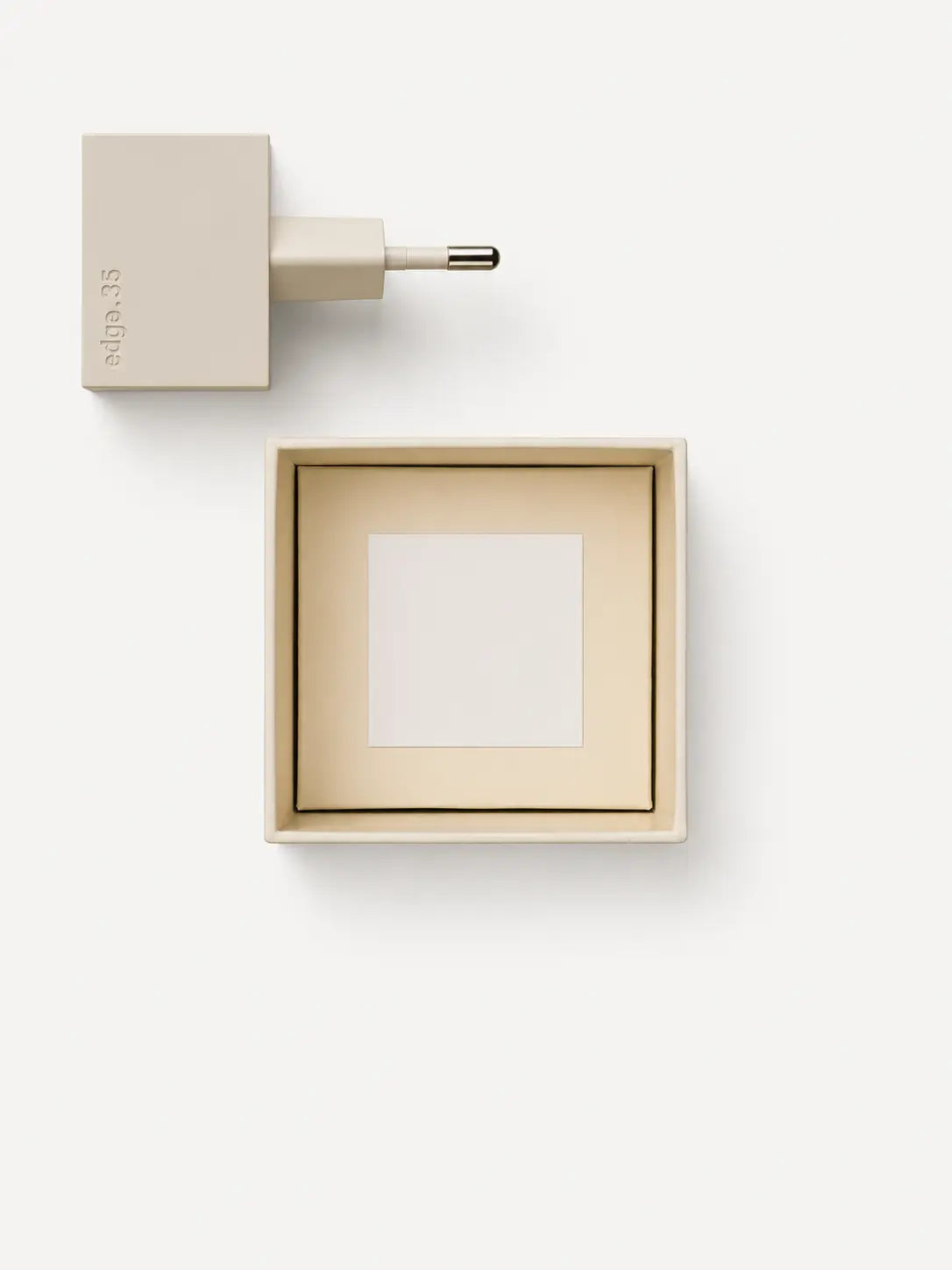edge.35W USB-C-Ladegerät. Farbe: Dune